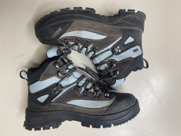 Chaussures de randonnée Aigle - 38 – Image 4