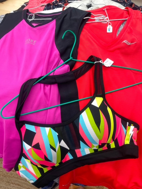Lot de vêtements femme